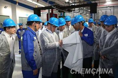 寧高寧調研埃肯有機硅上海工廠 深化市場洞察，推動產業創新